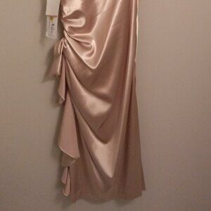 Women/Juniors Blondie Nites Homecoming/Prom/Party Dress Size 5 New with Tags
